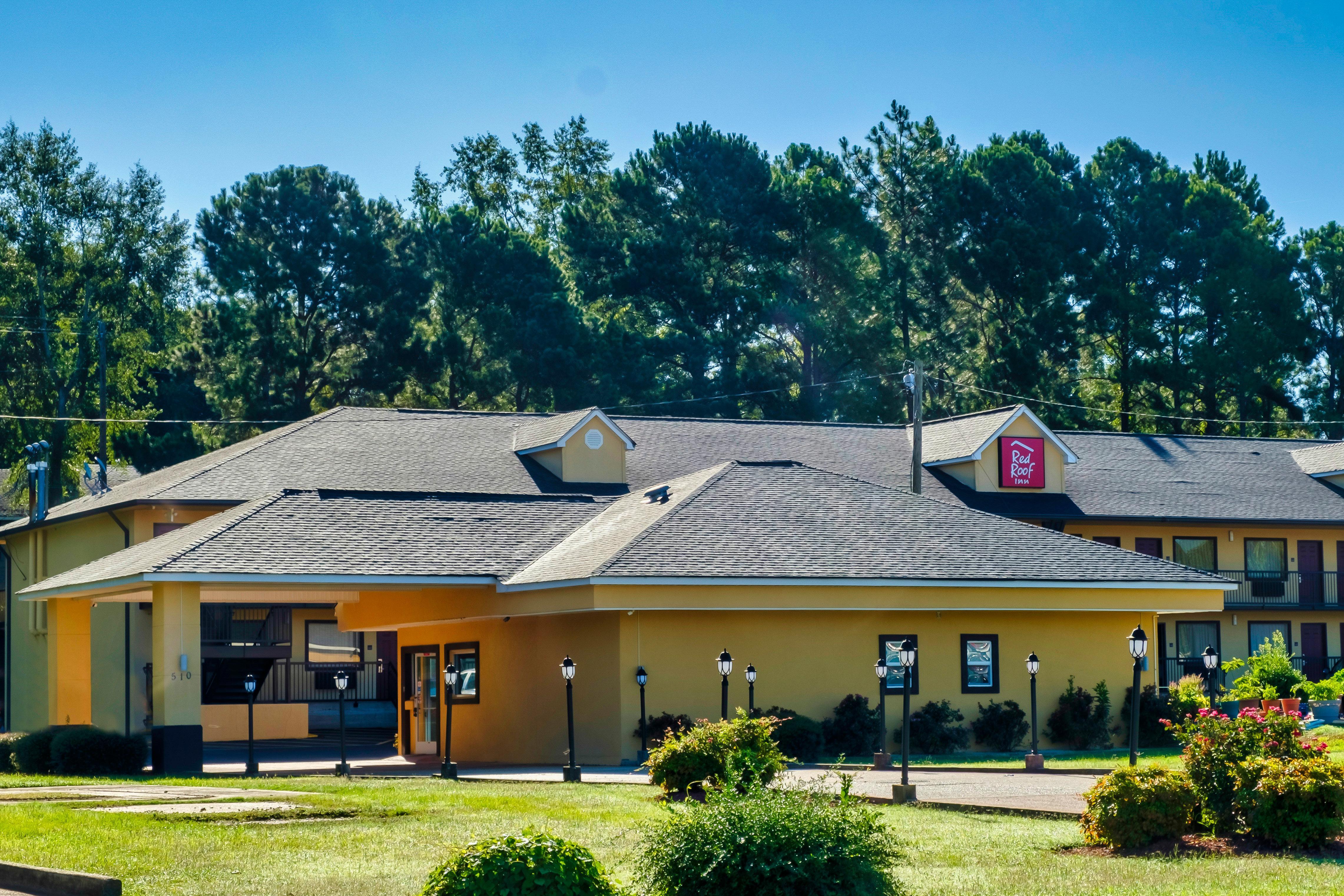 Red Roof Inn Columbus, Ms Exterior photo