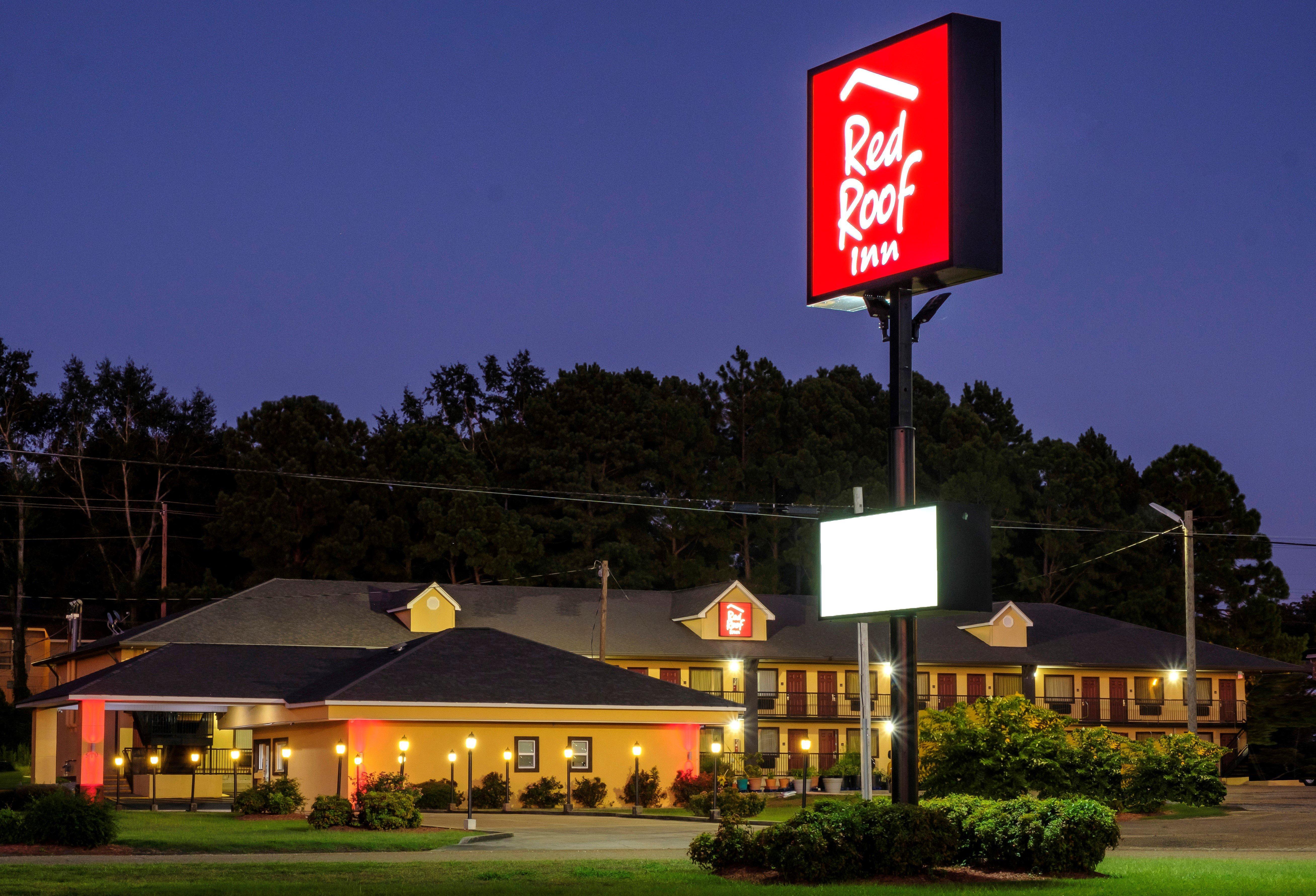 Red Roof Inn Columbus, Ms Exterior photo